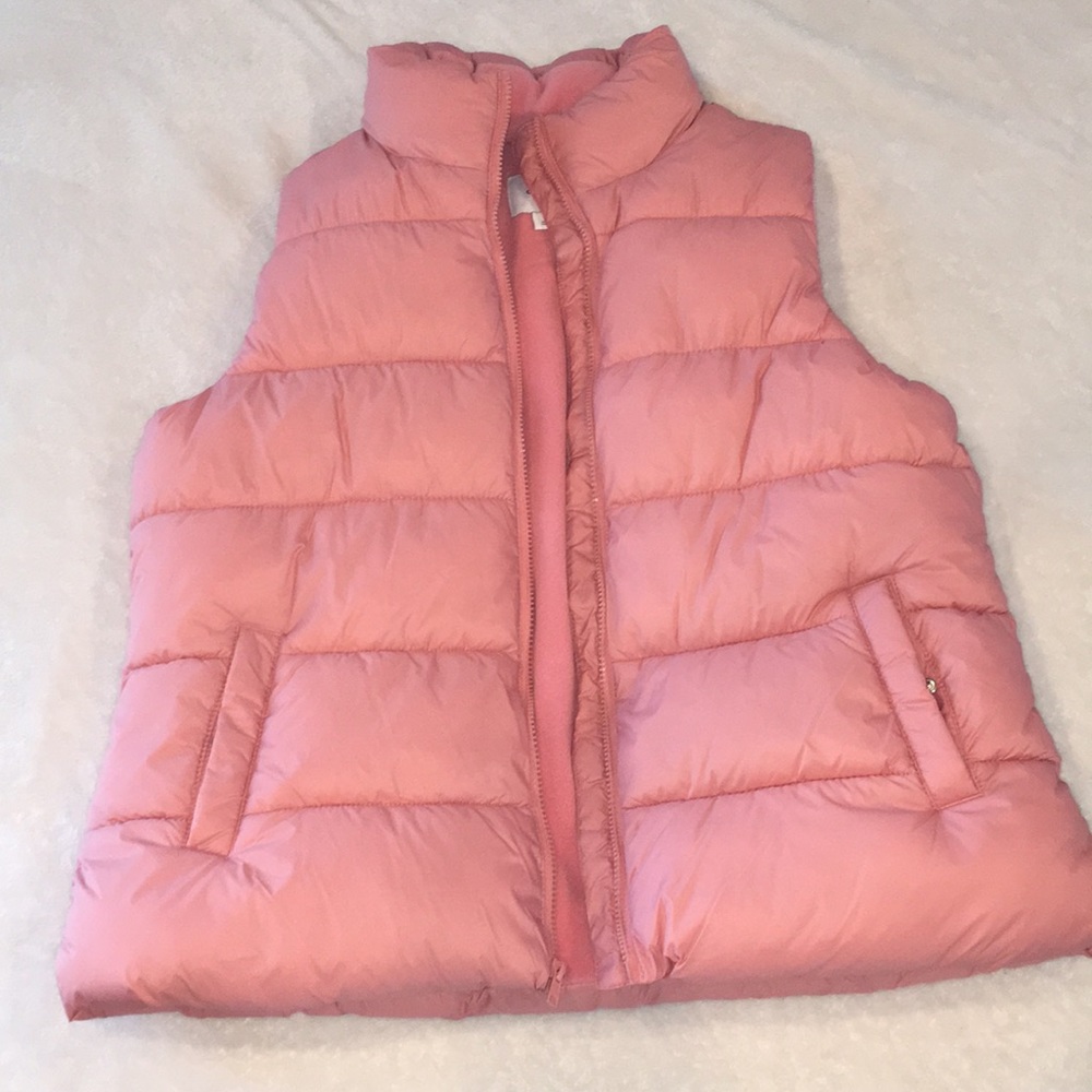 Old navy Puffer vest